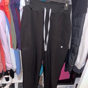 Women’s straight leg scrub pants